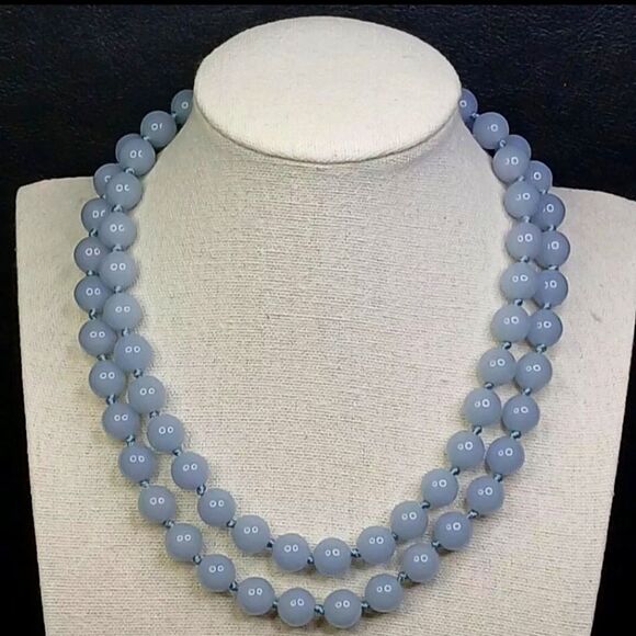 Vintage TRIFARI Necklace Gray Lucite Beads Individually Knotted 31" - Picture 1 of 6